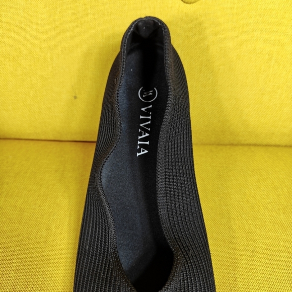 Vivaia Aria Black Knit Round Toe V-Cut Ballet Flats Casual Slip On Size 9.5 - Picture 6 of 9